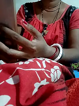 Hot-anjale online show from November 22, 2025, 5:01 pm