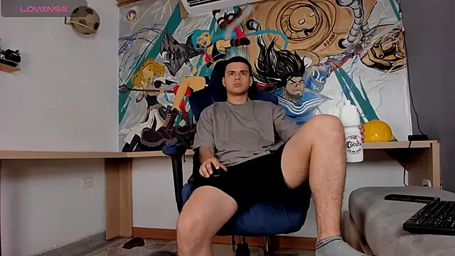 Snapshot of Sebastian_Phoenix chatting on March 7, 2025, 2:57 am Sebastian Phoenix online show from March 7, 2025, 2:57 am