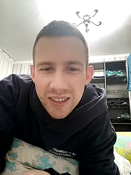 Dimyanmodel online show from February 16, 2025, 3:27 pm