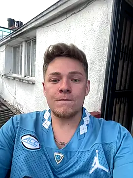 Angel Montiell online show from November 2, 2025, 10:01 pm