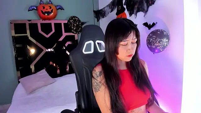 Samantha spencer online show from October 13, 2025, 3:50 am