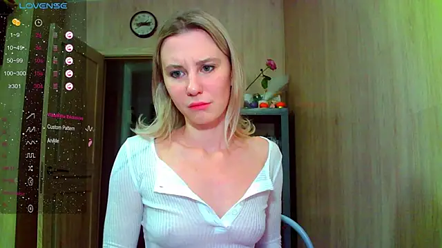 Snapshot of Caramel_piegirl chatting on July 16, 2026, 10:38 pm Caramel piegirl online show from July 16, 2026, 10:38 pm