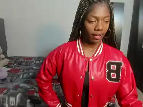 enyelsalas2 online show from November 2, 2025, 12:35 am