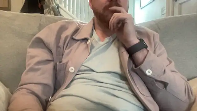 Snapshot of bottombearishguy chatting on February 6, 2025, 6:24 pm bottombearishguy online show from February 6, 2025, 6:24 pm