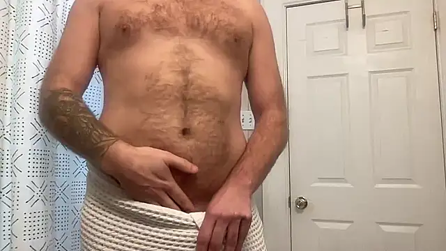 Snapshot of bottombearishguy chatting on February 11, 2025, 2:46 pm bottombearishguy online show from February 11, 2025, 2:46 pm