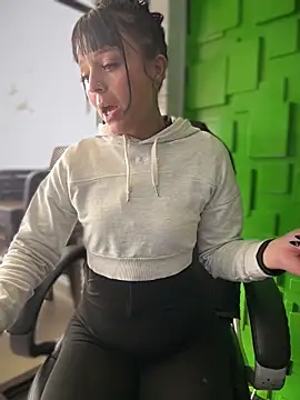 Dulce  Boyd online show from December 20, 2025, 1:51 pm