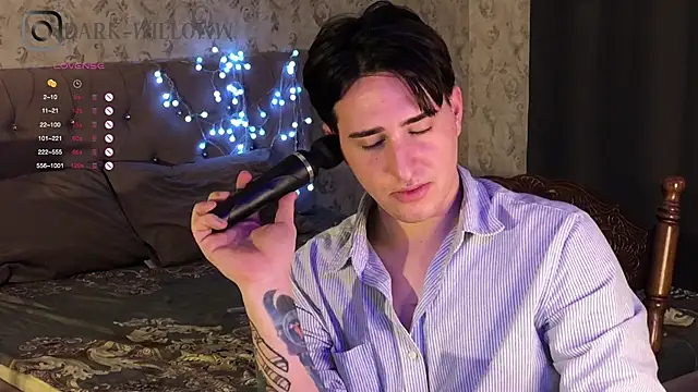 dark-willoww online show from February 20, 2025, 12:08 am