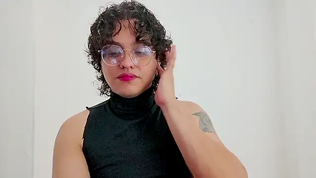 Diane blossom online show from February 19, 2026, 1:23 am