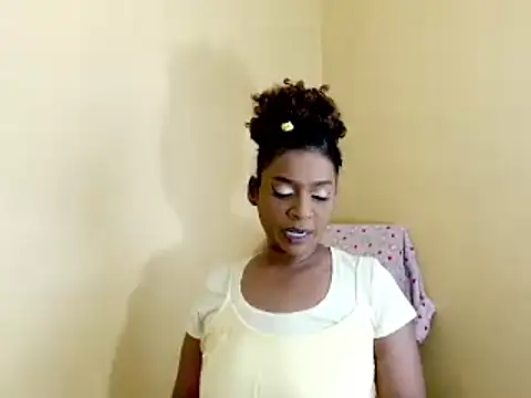 Snapshot of 1fiestyalpha chatting on November 12, 2025, 8:37 am 1fiestyalpha online show from November 12, 2025, 8:37 am