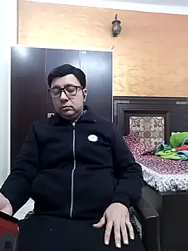 Snapshot of innocentboy1987 chatting on March 3, 2025, 8:49 am innocentboy1987 online show from March 3, 2025, 8:49 am