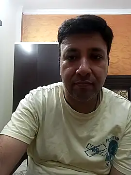 Snapshot of innocentboy1987 chatting on September 9, 2025, 8:58 am innocentboy1987 online show from September 9, 2025, 8:58 am