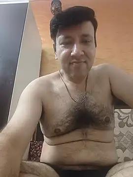 innocentboy1987 online show from July 10, 2026, 4:31 pm