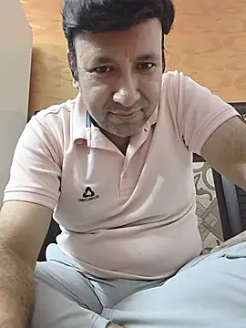 innocentboy1987 online show from July 21, 2026, 4:31 pm