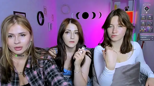 Snapshot of catherine_kitty chatting on September 10, 2025, 7:36 pm catherine kitty online show from September 10, 2025, 7:36 pm