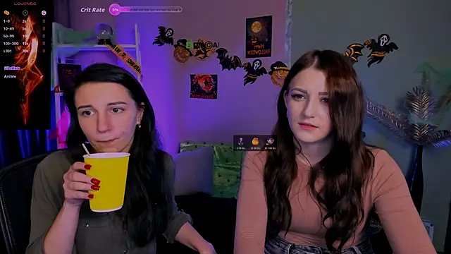 Snapshot of catherine_kitty chatting on October 22, 2025, 7:35 pm catherine kitty online show from October 22, 2025, 7:35 pm