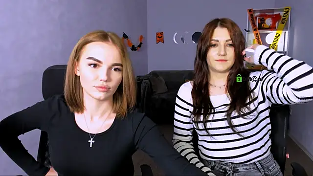 Snapshot of catherine_kitty chatting on November 2, 2025, 8:22 pm catherine kitty online show from November 2, 2025, 8:22 pm