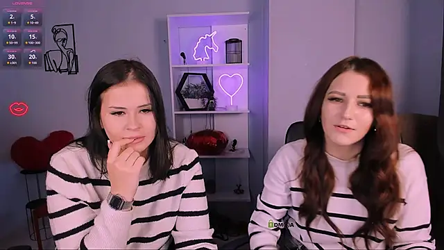 Snapshot of catherine_kitty chatting on November 22, 2025, 8:08 pm catherine kitty online show from November 22, 2025, 8:08 pm