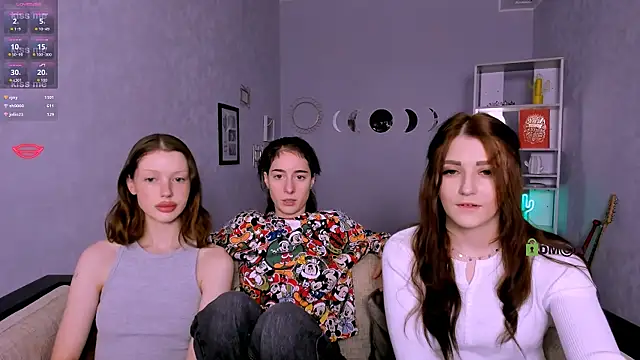 Snapshot of catherine_kitty chatting on December 16, 2025, 8:14 pm catherine kitty online show from December 16, 2025, 8:14 pm