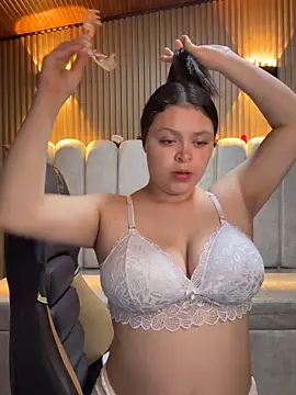 Cute Angell  online show from March 31, 2026, 3:30 am