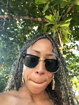 dianagolley420 online show from March 8, 2025, 8:03 pm