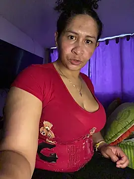 Snapshot of Carola-Ross chatting on April 30, 2026, 5:30 pm Carola-Ross online show from April 30, 2026, 5:30 pm