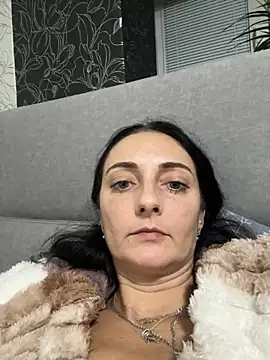 Miroslava1247 online show from December 2, 2025, 7:42 pm