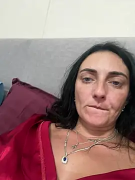 Snapshot of Miroslava1247 chatting on July 6, 2026, 8:11 pm Miroslava1247 online show from July 6, 2026, 8:11 pm