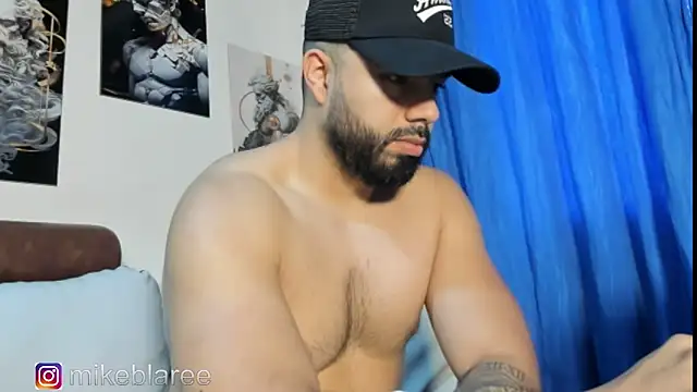 mikeblaree online show from December 1, 2025, 2:22 pm