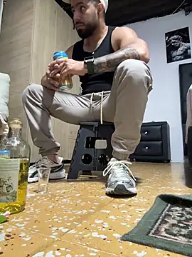 mikeblaree online show from May 27, 2026, 3:47 am