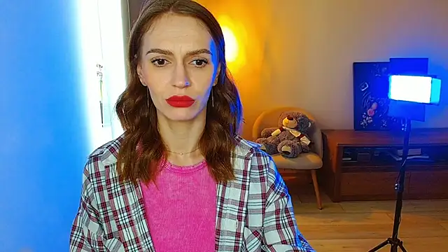 Snapshot of Lady_Sunshine_ chatting on February 20, 2026, 7:32 am Lady Sunshine online show from February 20, 2026, 7:32 am