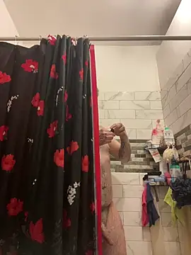 phlfeet215 online show from December 21, 2025, 10:28 pm