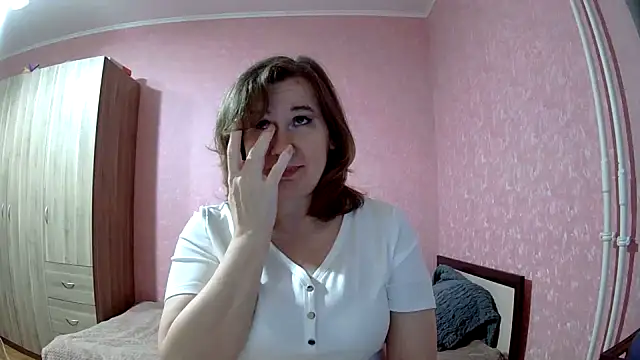 Snapshot of Starsan chatting on October 28, 2025, 6:54 pm Starsan online show from October 28, 2025, 6:54 pm