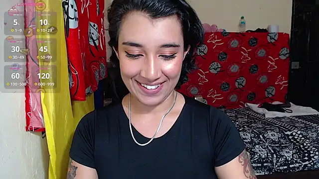 Snapshot of Robin_H00t chatting on February 10, 2025, 11:55 pm Robin H00t online show from February 10, 2025, 11:55 pm