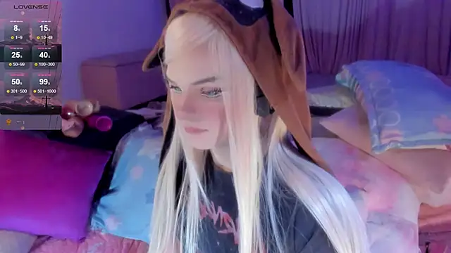 Angelica Reborn online show from November 18, 2025, 6:29 am