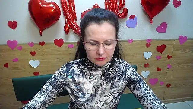 Miroslava Happi online show from March 8, 2025, 9:17 am