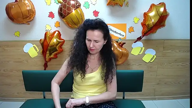 Miroslava Happi online show from September 15, 2025, 7:30 am