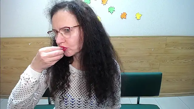 Miroslava Happi online show from September 29, 2025, 6:29 am