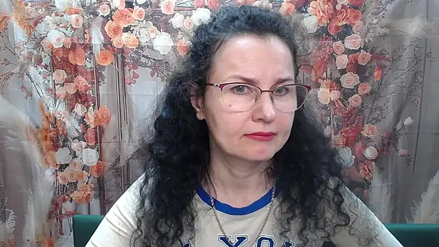 Snapshot of Miroslava_Happi chatting on May 3, 2026, 5:57 am Miroslava Happi online show from May 3, 2026, 5:57 am