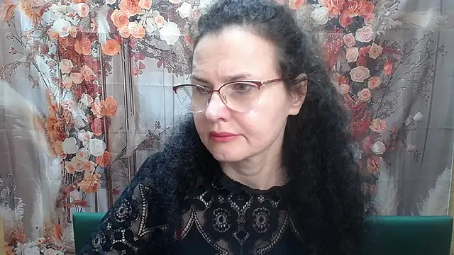 Snapshot of Miroslava_Happi chatting on May 14, 2026, 5:58 am Miroslava Happi online show from May 14, 2026, 5:58 am