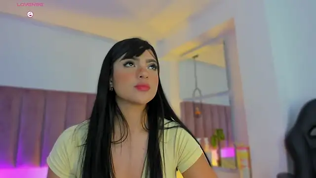 emmiily z online show from June 28, 2026, 3:01 am