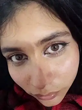 CHLOE ISABELL online show from March 13, 2025, 10:32 pm