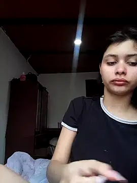 CHLOE ISABELL online show from October 12, 2025, 7:02 pm