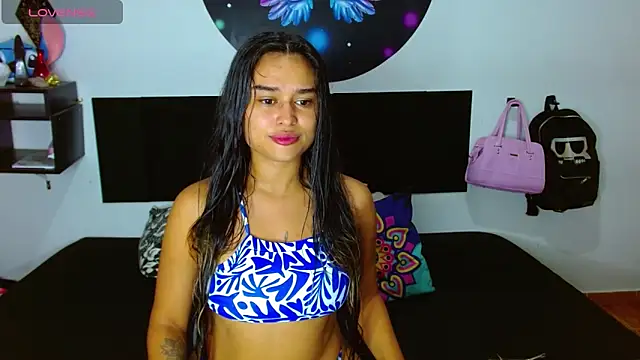 Ana Riderr online show from February 12, 2026, 3:12 am