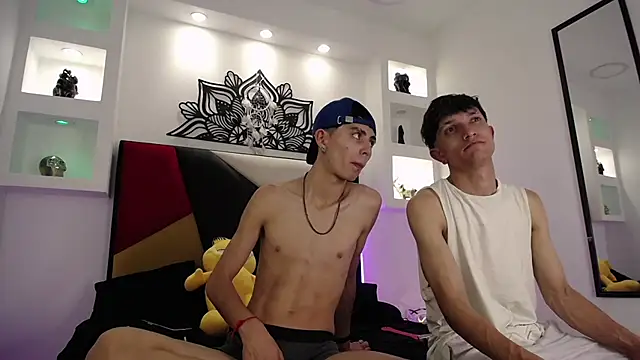 Snapshot of MaikyCooper chatting on February 26, 2025, 7:42 am MaikyCooper online show from February 26, 2025, 7:42 am