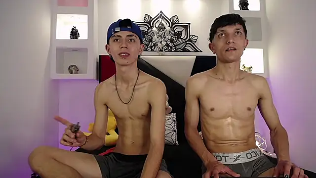 Snapshot of MaikyCooper chatting on February 26, 2025, 10:47 am MaikyCooper online show from February 26, 2025, 10:47 am