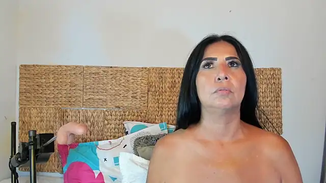 Snapshot of Jackiehmilf52 chatting on May 15, 2026, 2:51 am Jackiehmilf52 online show from May 15, 2026, 2:51 am