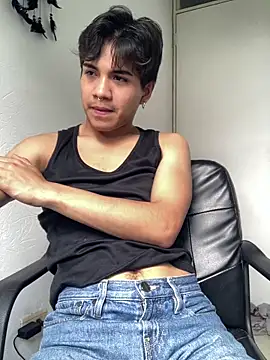 shadowsofgarden online show from April 4, 2026, 6:05 pm