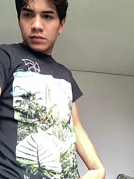 shadowsofgarden online show from April 10, 2026, 9:30 pm