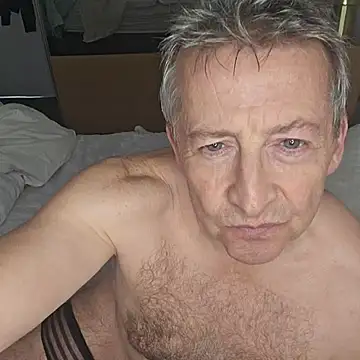 Snapshot of mann4u147 chatting on October 28, 2025, 10:45 pm mann4u147 online show from October 28, 2025, 10:45 pm