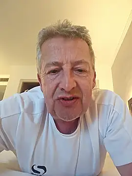 Snapshot of mann4u147 chatting on January 11, 2026, 5:40 pm mann4u147 online show from January 11, 2026, 5:40 pm